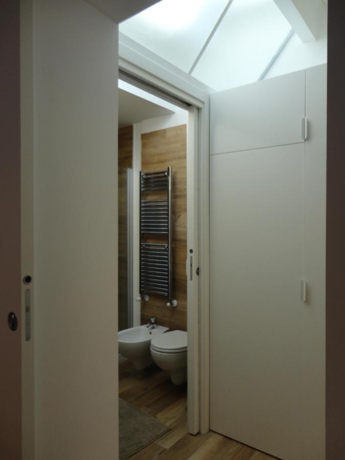 Casa Klimt Vicinissima Al Mare Parcheggio Privato Gratuito Se Disponibile Apartment Pescara Exterior photo